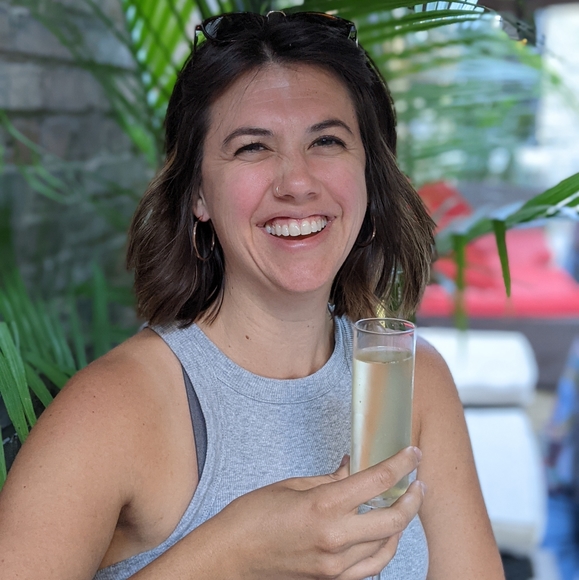 Meet your Posher, Tymberlyn - Picture 1 of 3